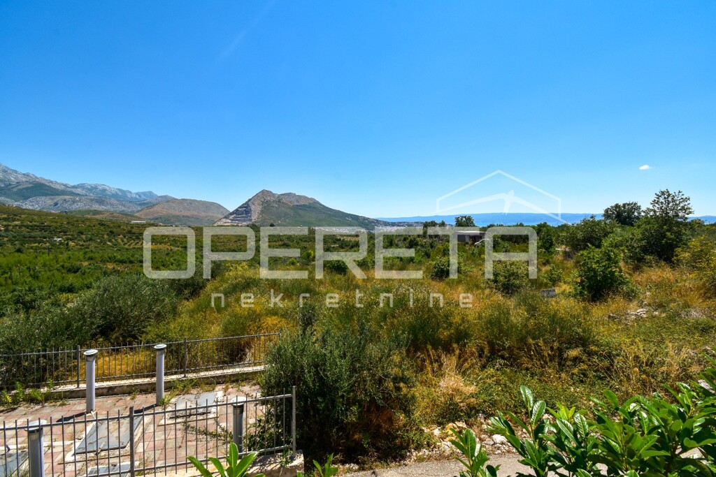 Image 6233204 - 8