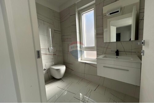 Thumbnail 6233509 - 3