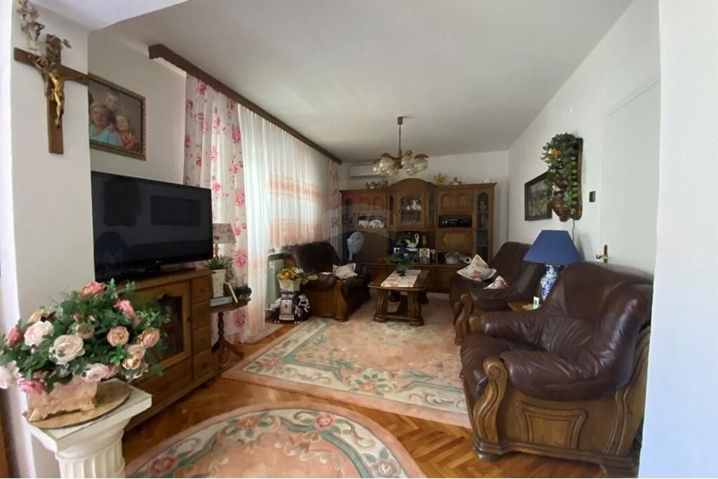 Image 6233600 - 12