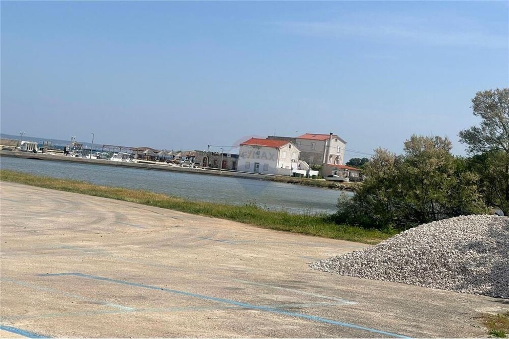 Image 6233898 - 3