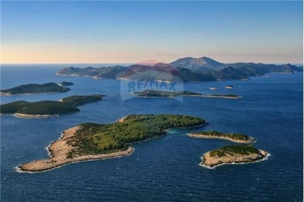 Image 6233925 - 12