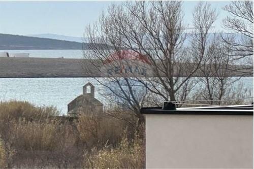 Thumbnail 6234113 - 8