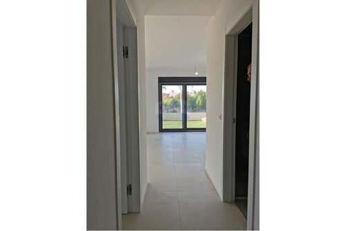 Thumbnail 6234168 - 3