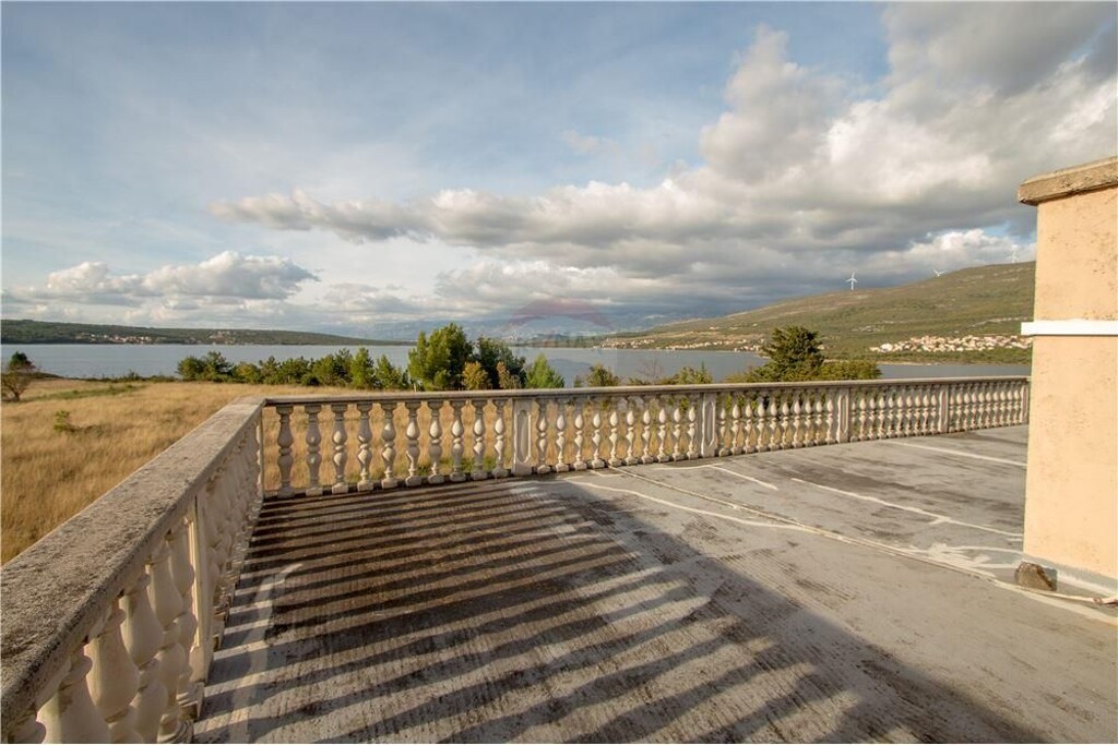Image 6234173 - 13