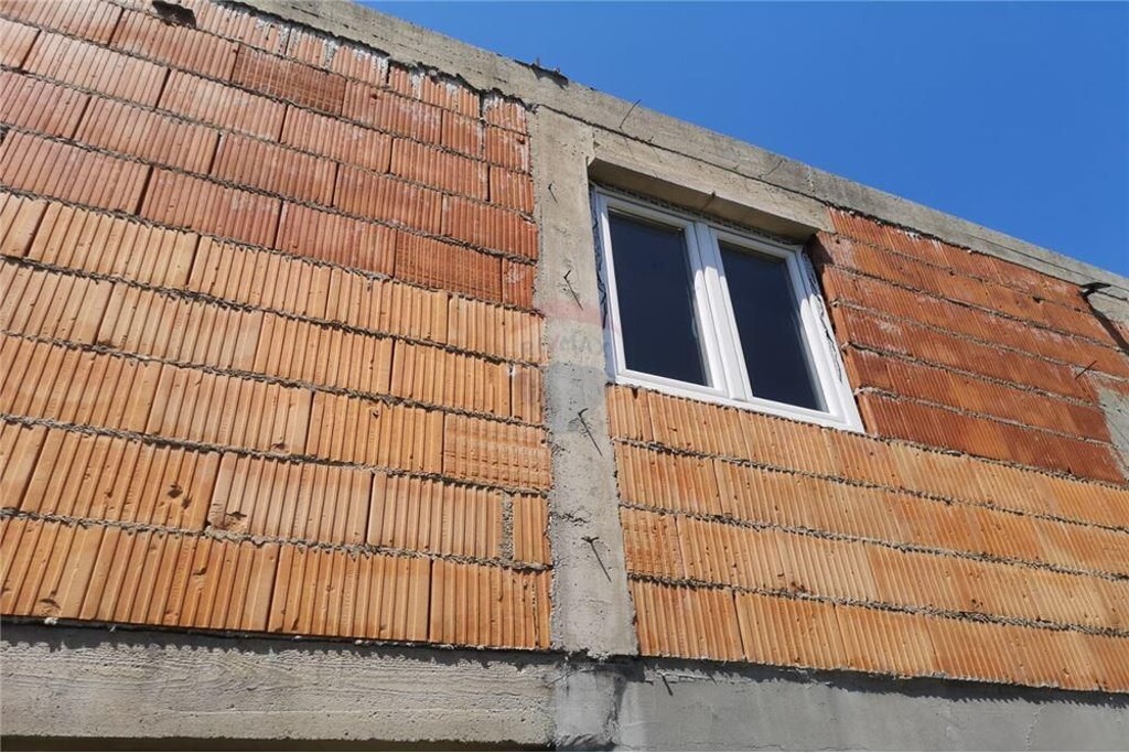 Image 6234366 - 11