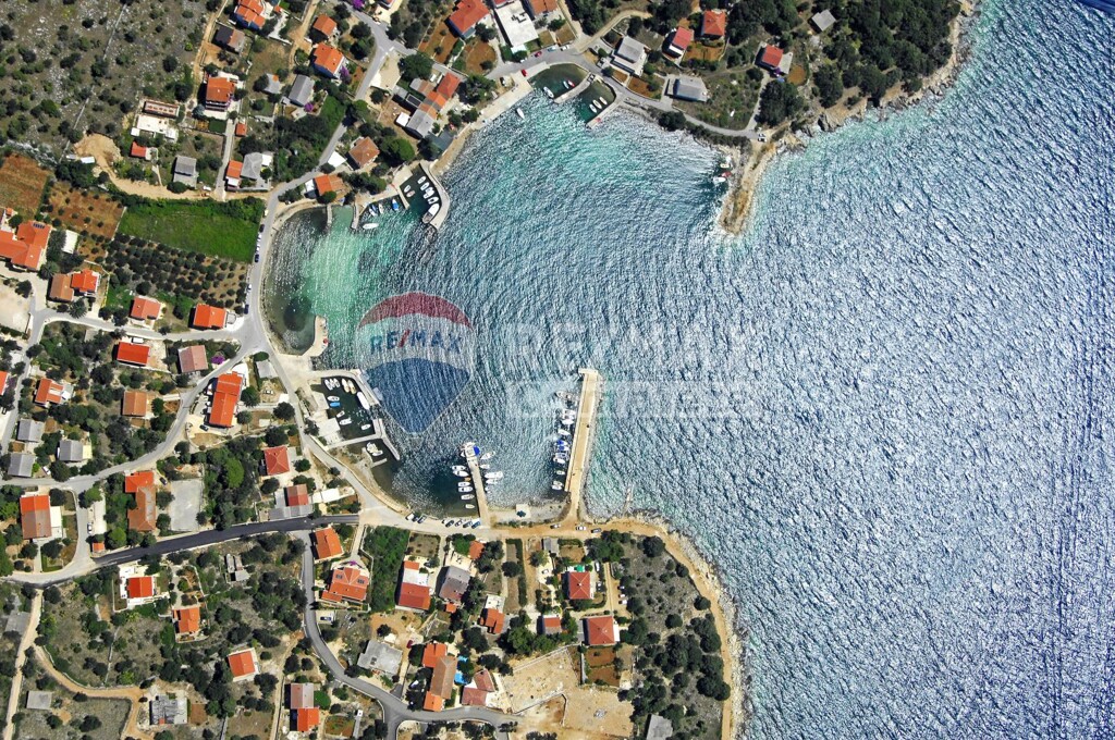 Image 6234371 - 6