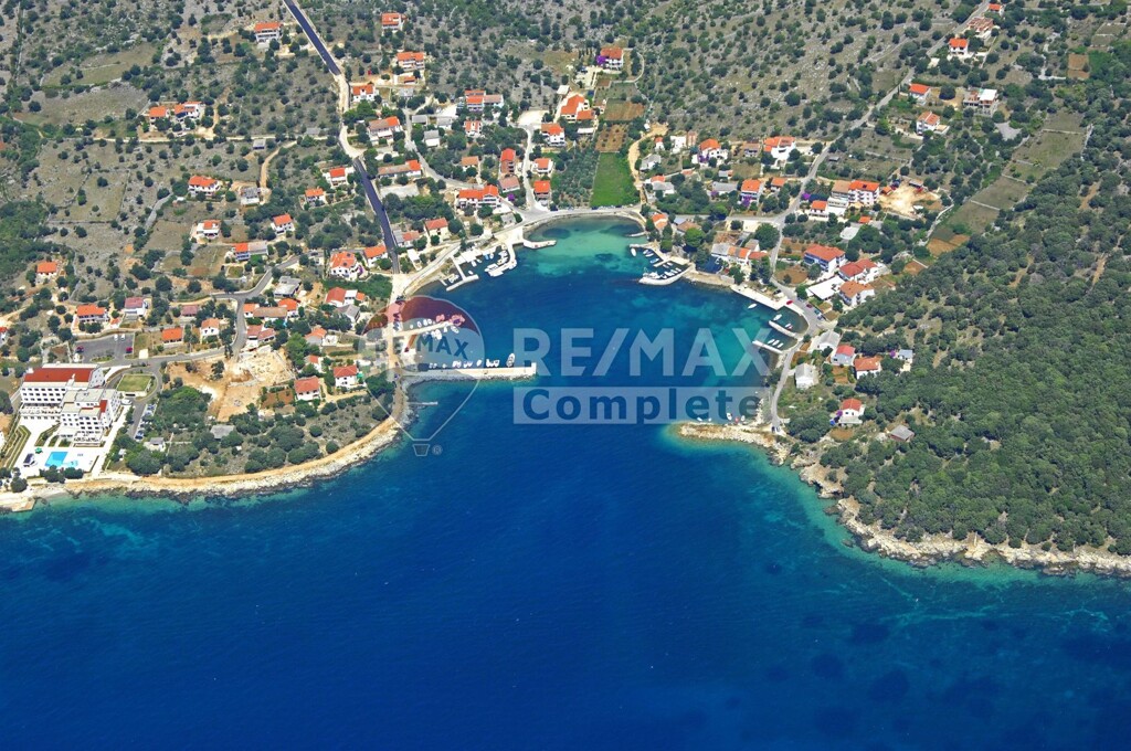 Image 6234371 - 5