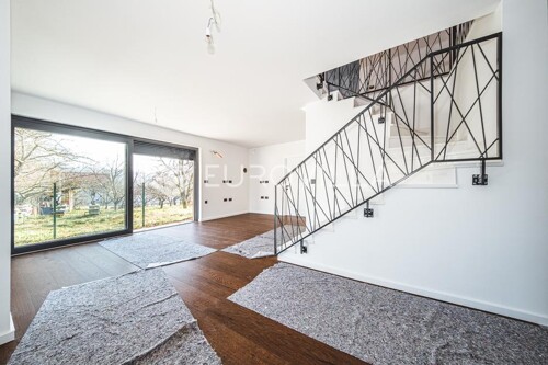 Zagreb Gajnice dvoetažan stan sa garažom i vrtom 168 m2 NOVOGRADNJA