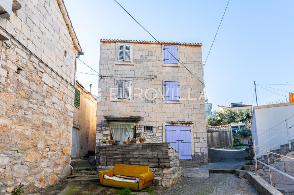 Image 6234480 - 1