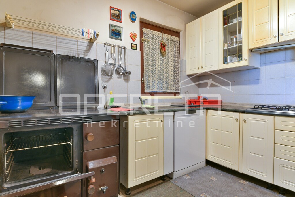 Image 6234709 - 9