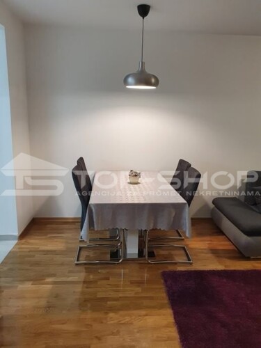 Prečko, najam dvosobnog stana na četvrtom katu novogradnje, 55m2+GPM!