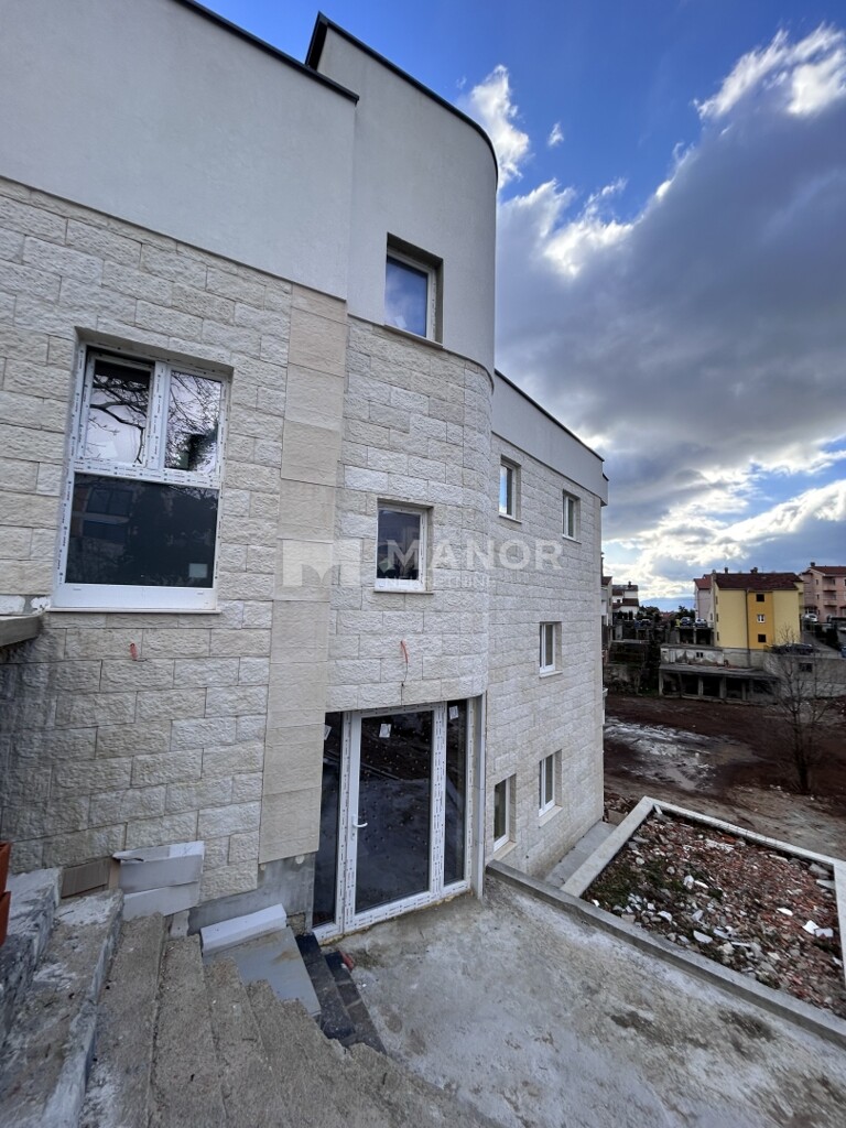 Image 6234753 - 14