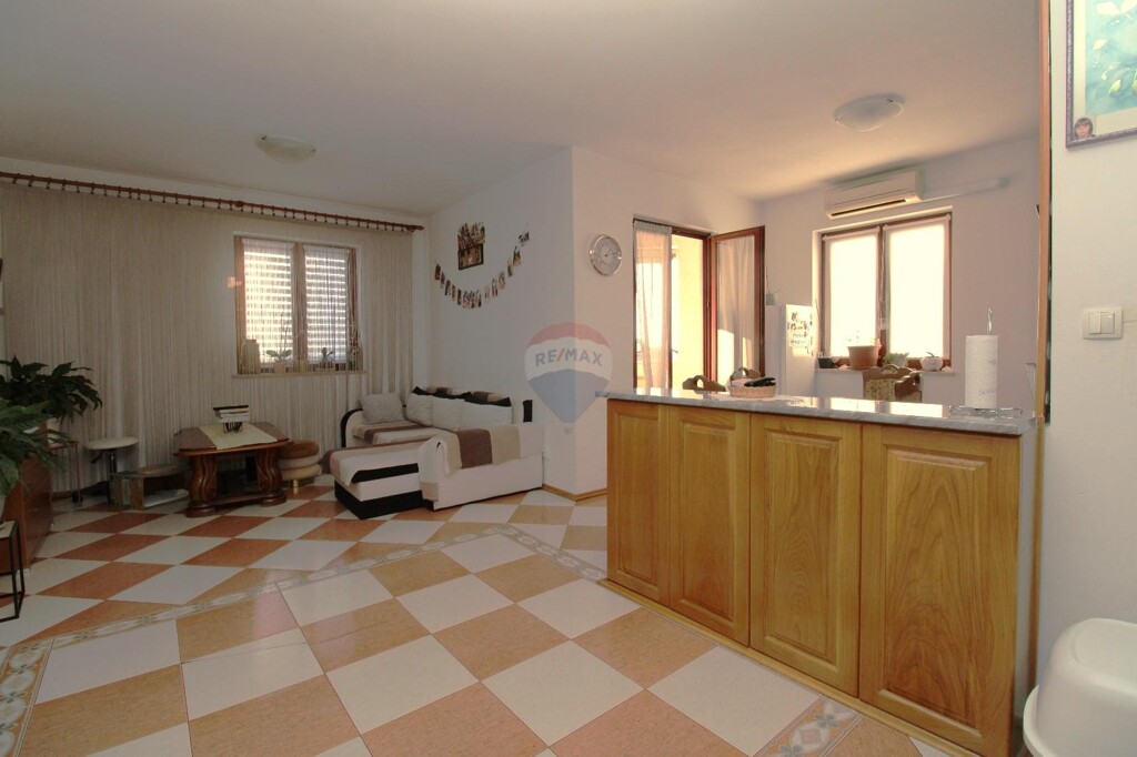 Image 6234785 - 4
