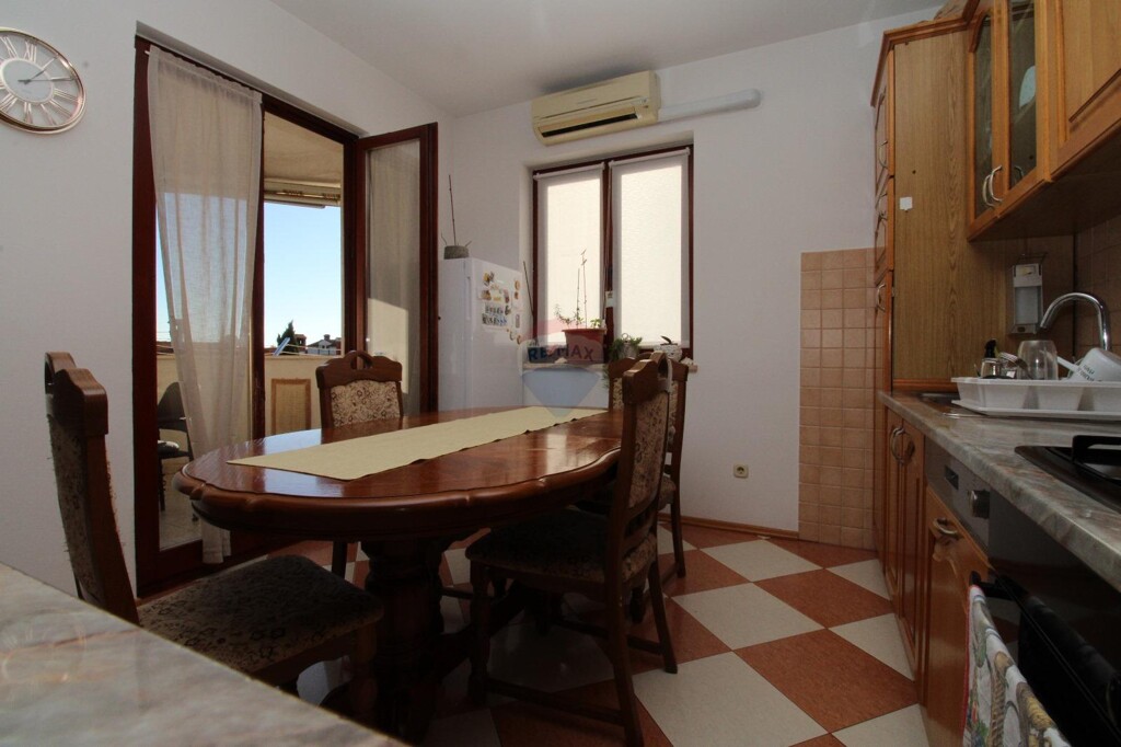 Image 6234785 - 6
