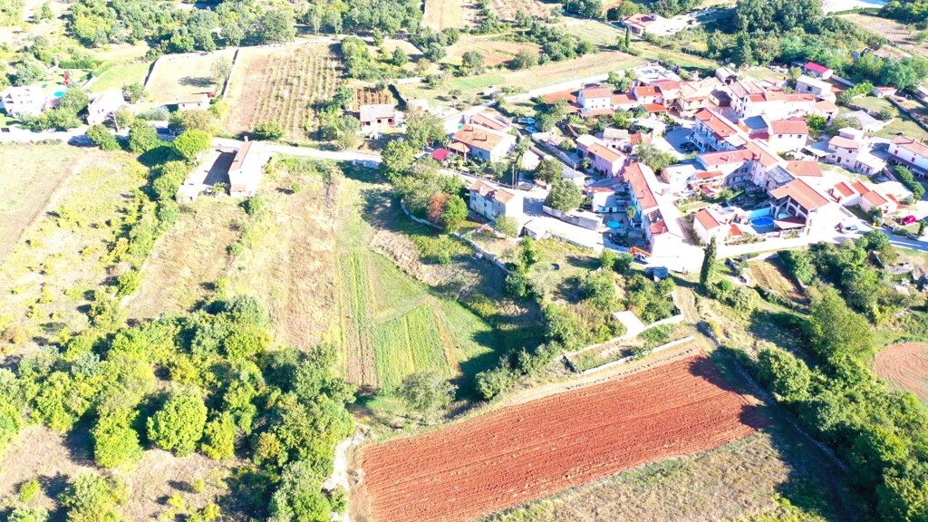Image 6234787 - 11