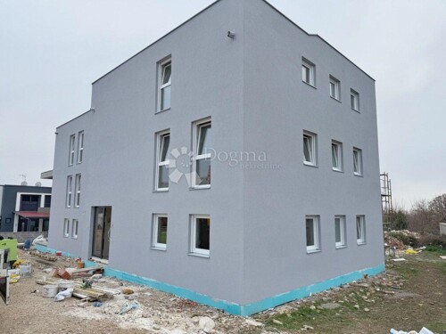 NOVOGRADNJA U OKOLICI ROVINJA - S4L / S3+DB