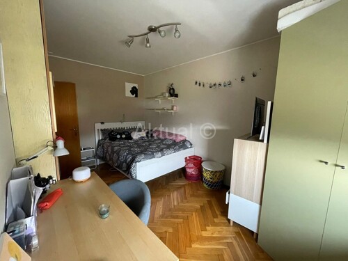 Thumbnail 6235343 - 10