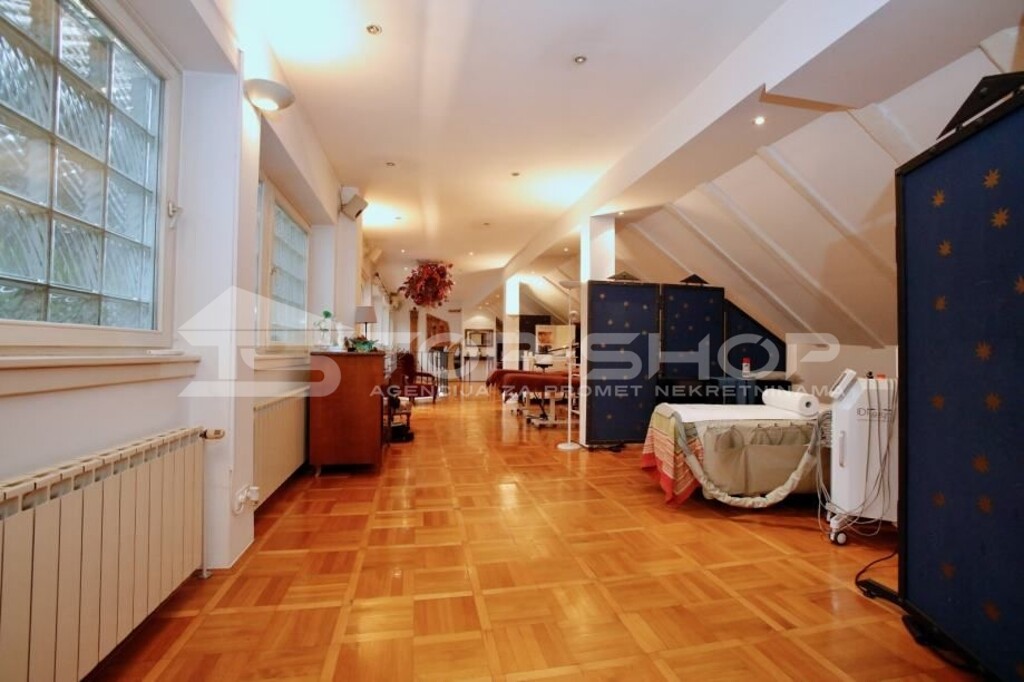 Image 6235473 - 4
