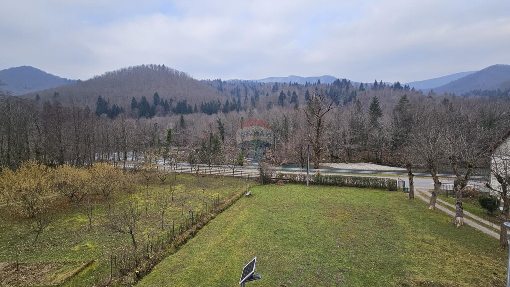 Image 6235556 - 13