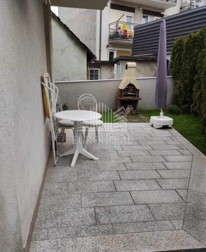 Image 6235955 - 12