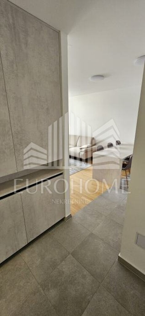Image 6235956 - 9