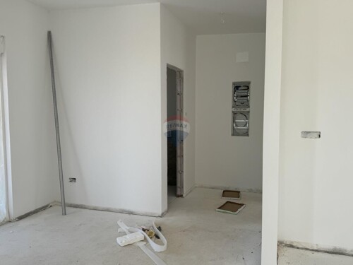 Thumbnail 6236157 - 12