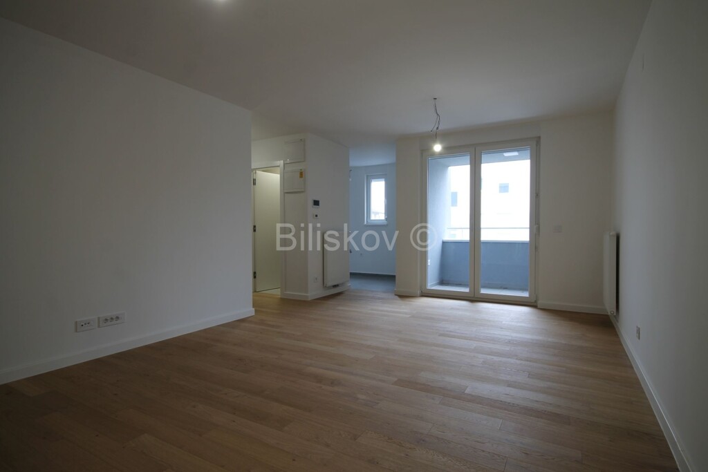 Image 6236630 - 1