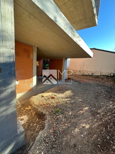 Thumbnail 6236635 - 10