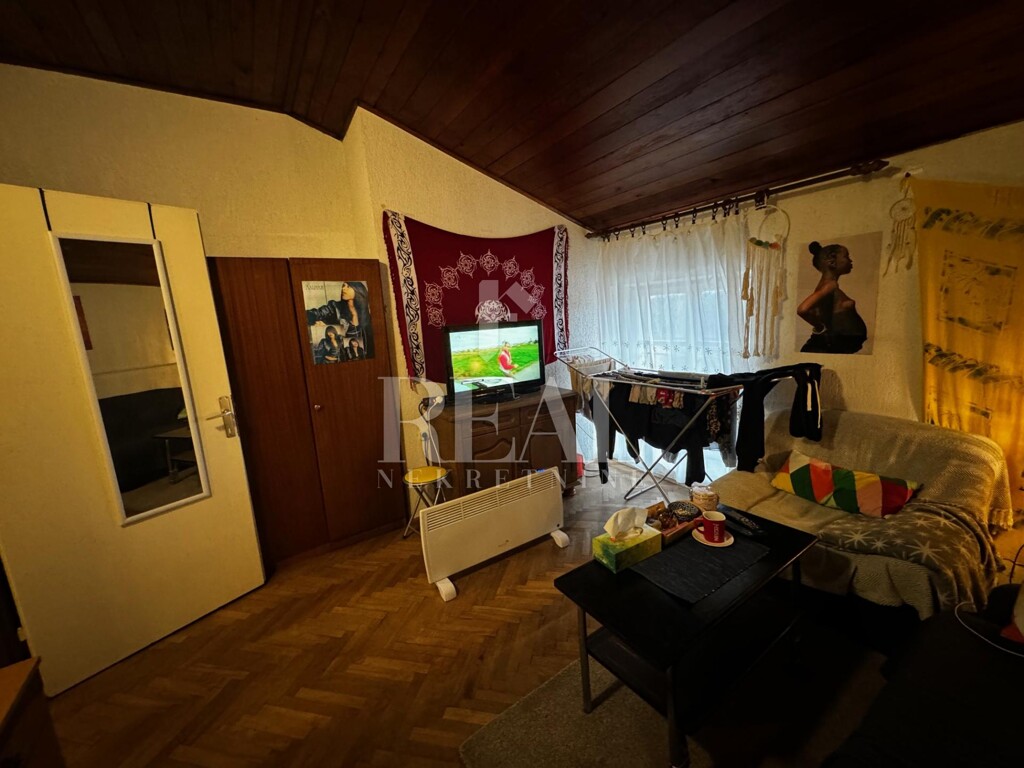 Image 6236645 - 6