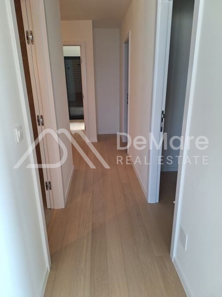 Image 6236741 - 7