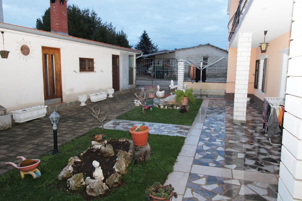 Image 6236829 - 1