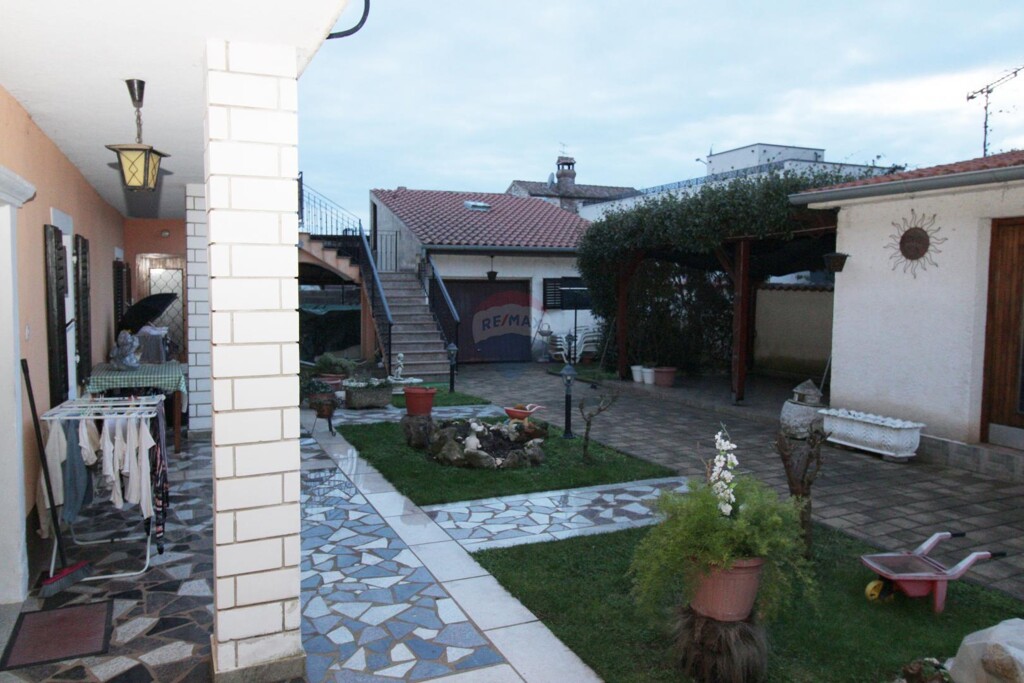 Image 6236829 - 5