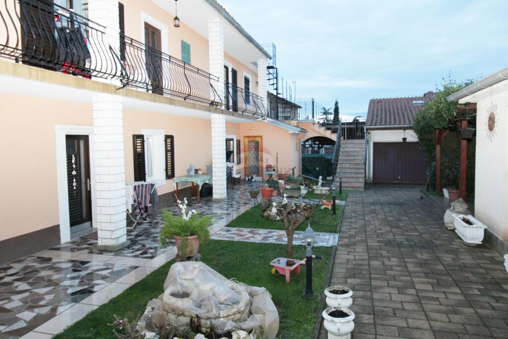 Image 6236829 - 4