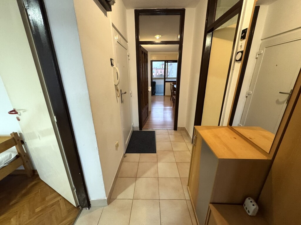 Image 6236852 - 6