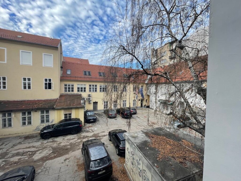 Image 6237501 - 9