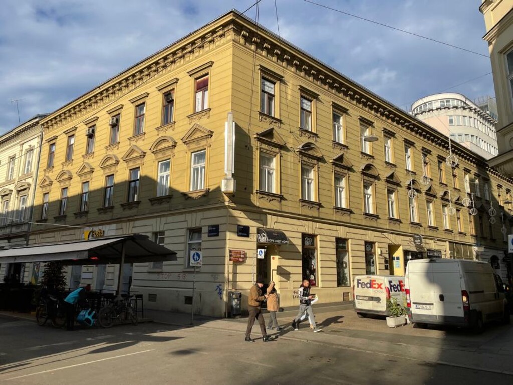 Image 6237510 - 1