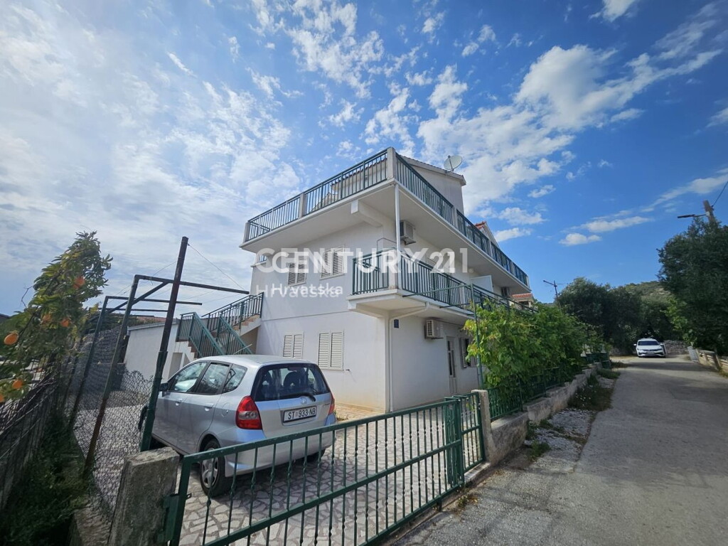 Image 6237878 - 7