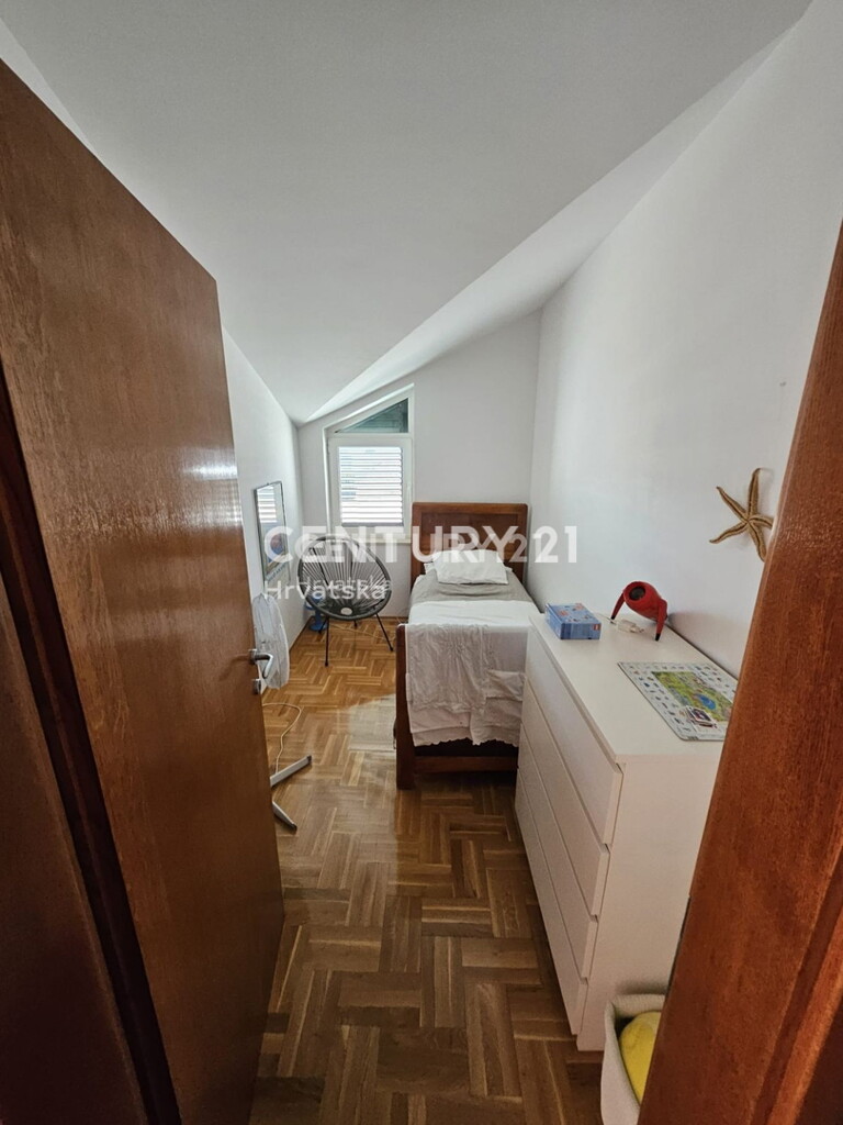 Image 6237904 - 13