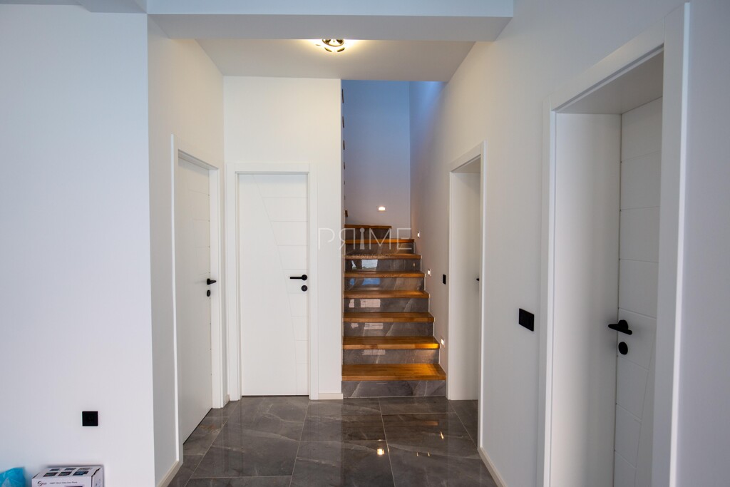Image 6237998 - 14