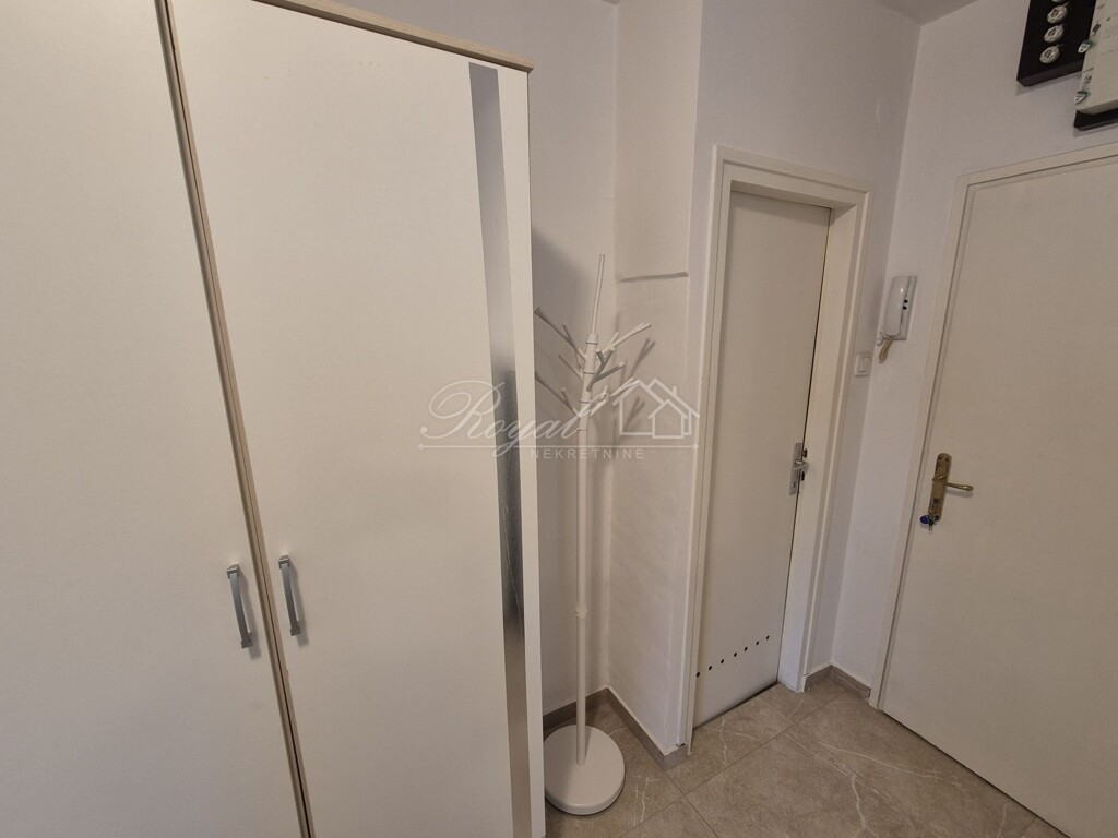 Image 6238281 - 12