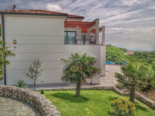 KASTAV, BRESTOVICE - Predivan stan 170m2, bazen
