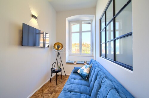 RIJEKA, CENTAR - Predivan stan 2S+DB blizu svih sadržaja