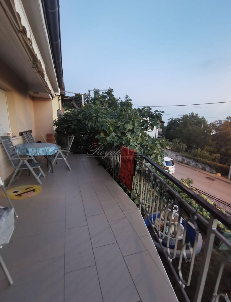 Image 6238468 - 9