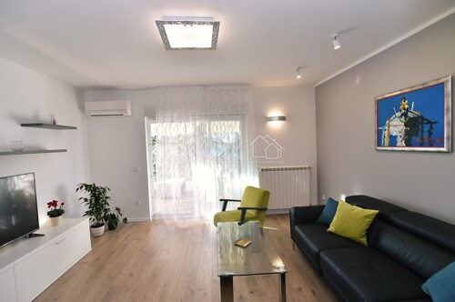 BIVIO - Stan 2S+DB, 70m2, terasa, parkirno mjesto