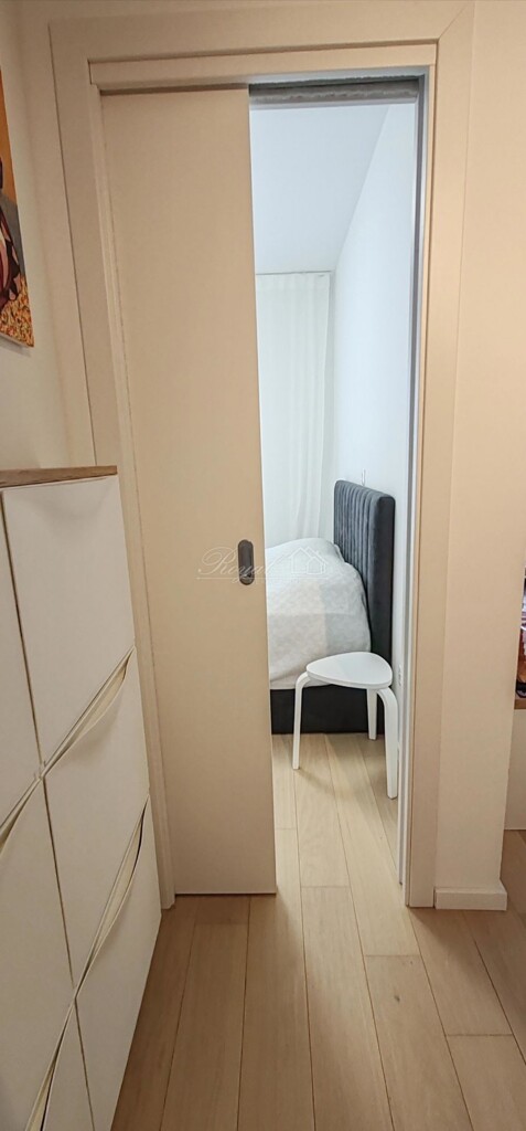 Image 6238480 - 8