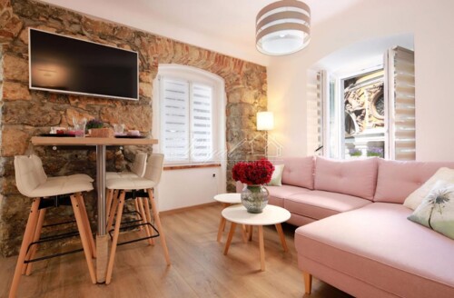 RIJEKA, CENTAR - Prekrasan stan, 40m2, blizu Korza