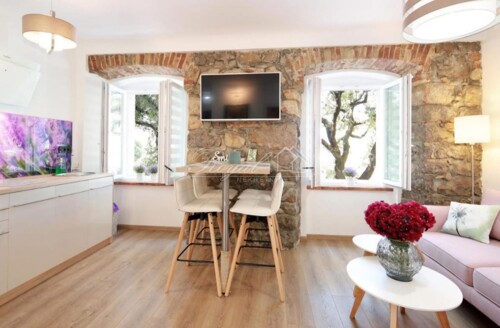 RIJEKA, CENTAR - Prekrasan stan, 40m2, blizu Korza