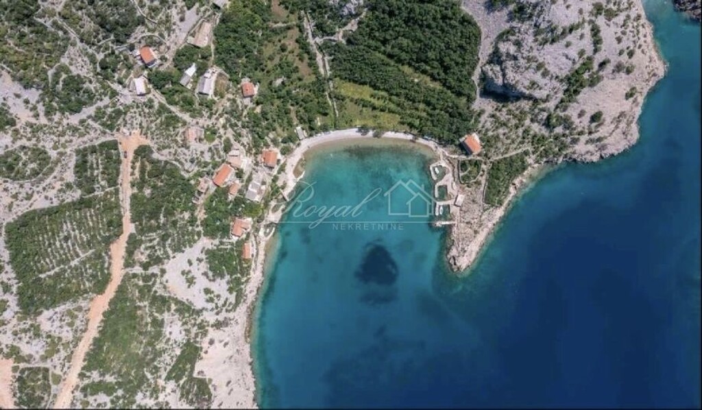 Image 6238519 - 9