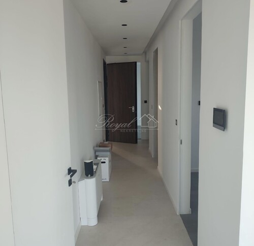 Thumbnail 6238542 - 4