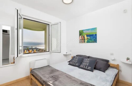 MODERNO UREĐEN STAN OPATIJA